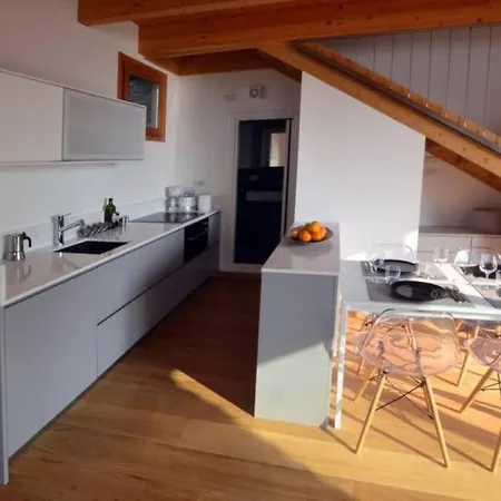 Di Como- Amazing View- Ferienhaus